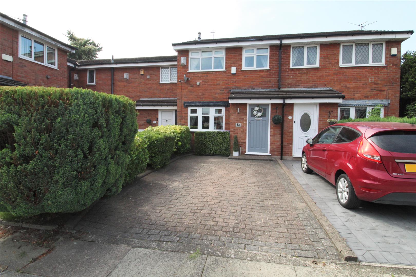 Available Properties Estate Agents, Aintree, Liverpool Grosvenor